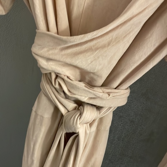 Zara Basics Wrap front dress - Picture 3 of 4